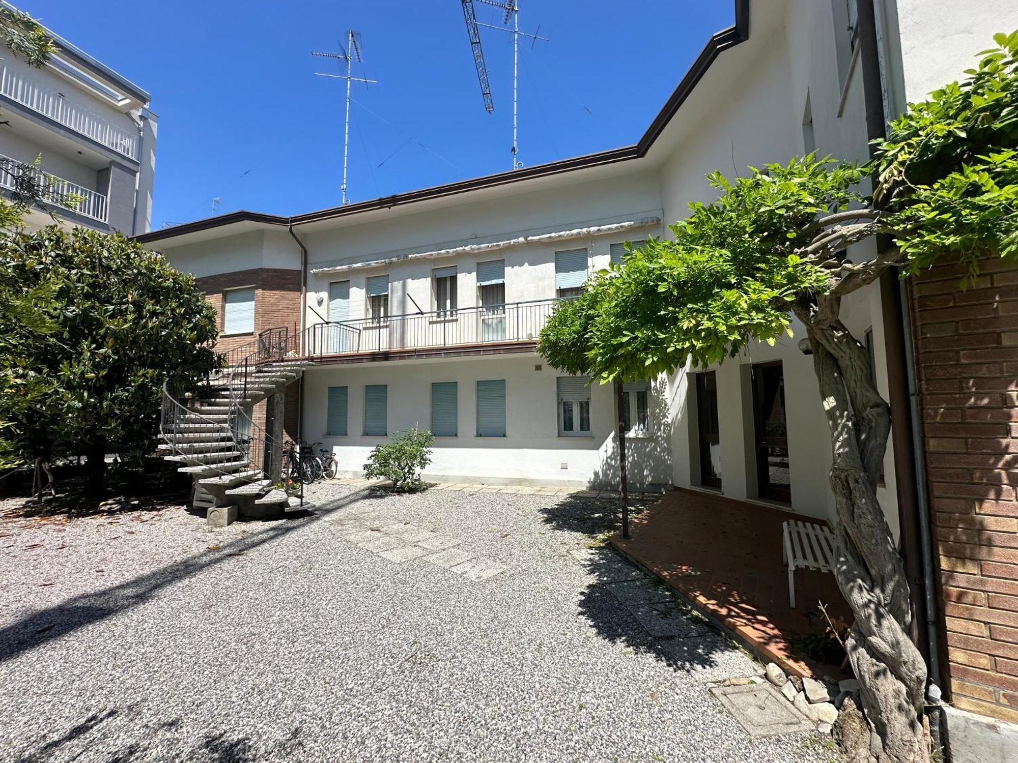 Casa Francesca - Agenzia Cocal Apartment กาออร์เล ภายนอก รูปภาพ