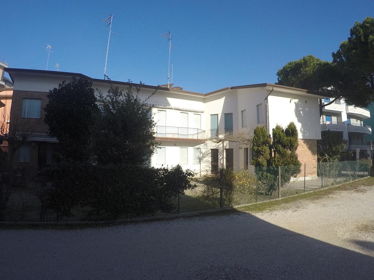 Casa Francesca - Agenzia Cocal Apartment กาออร์เล ภายนอก รูปภาพ